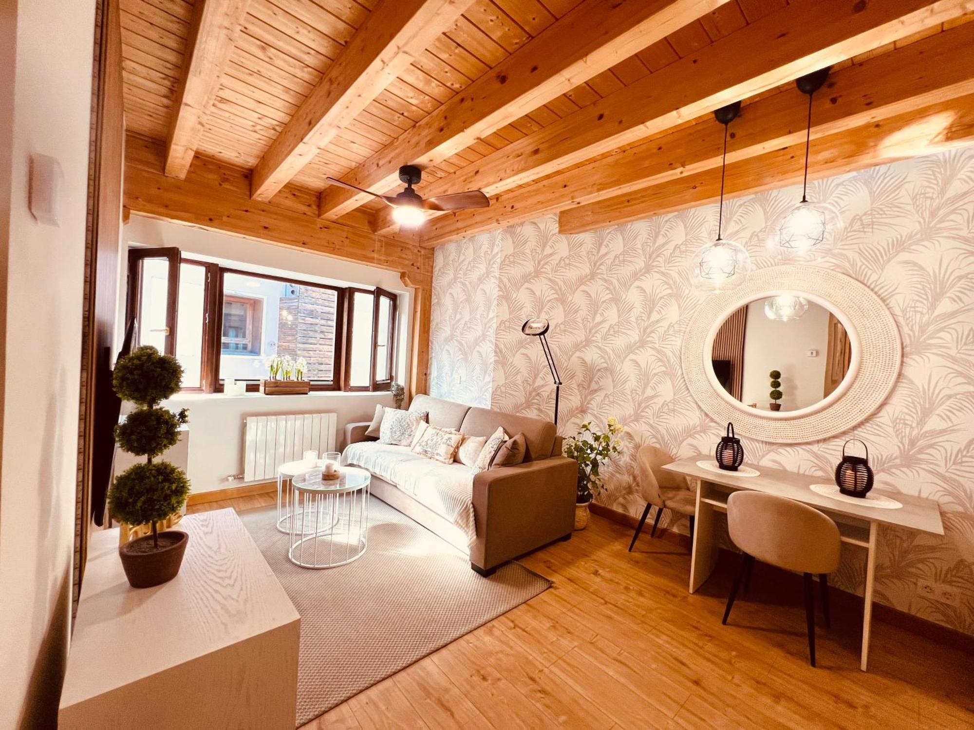 El Capricho De Claudia_ Apartamentos Burgos Catedral ภายนอก รูปภาพ